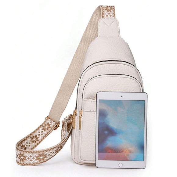 Luxe Pebbled Vegan Leather Zip up Crossbody Shoulder Bag - Picture 2 of 4